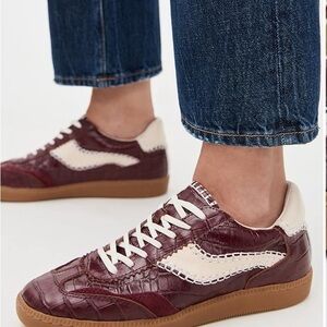 Burgundy Croc-Embossed Women’s Sneakers